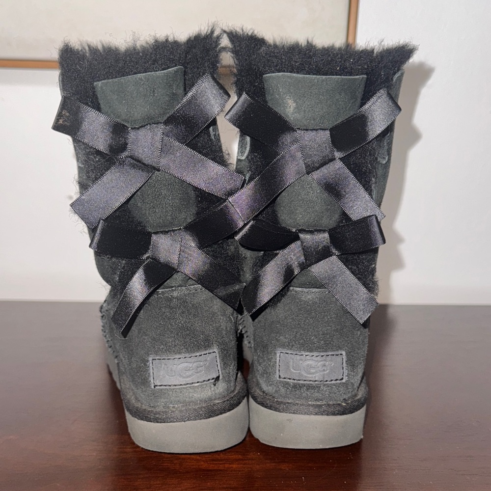 UGG Women's Gray Boots with Black Bows